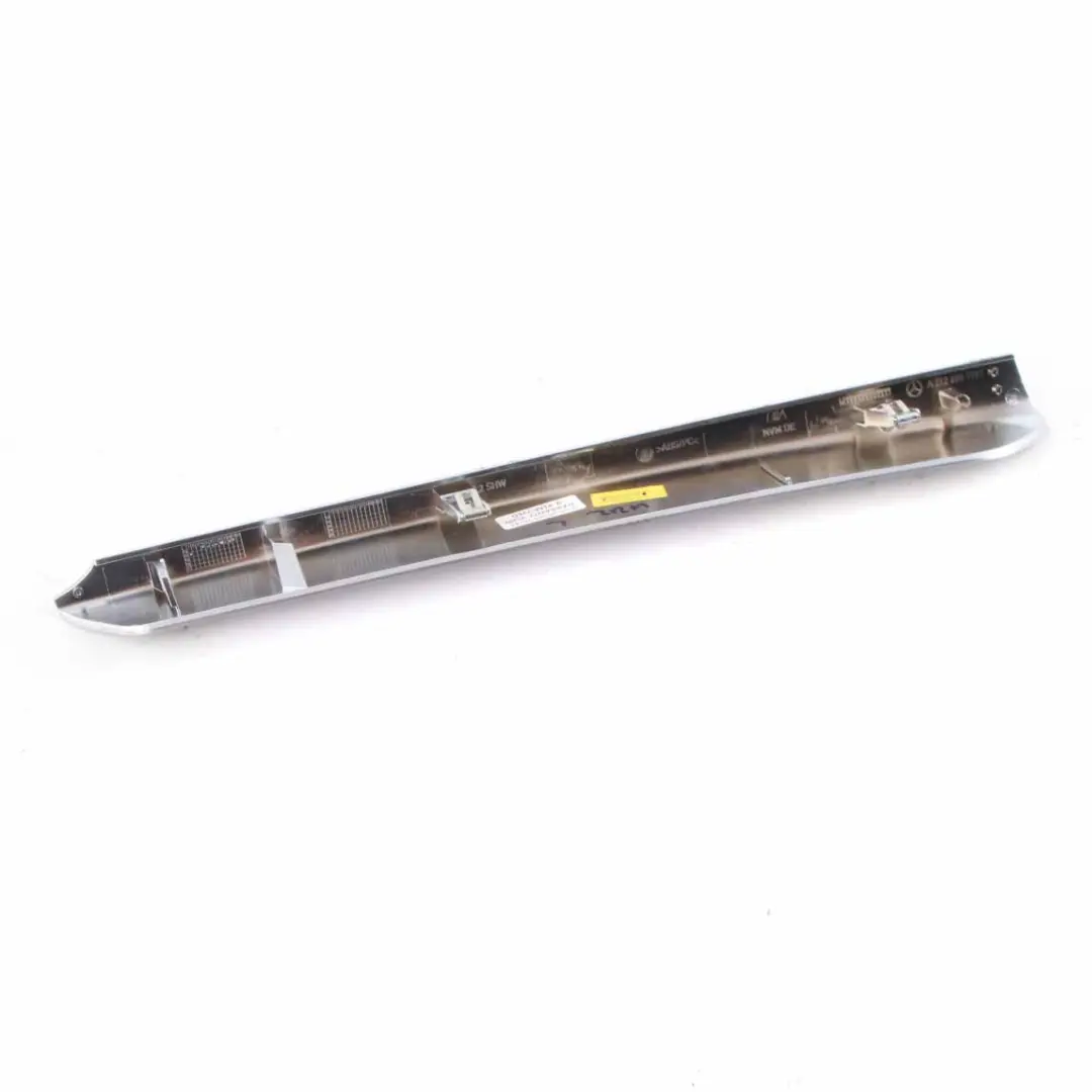 Mercedes W212 Mittelkonsole Trim Strip Panel Abdeckung links Chrom - SKU A2126907982 - Teilenummer A2126907982