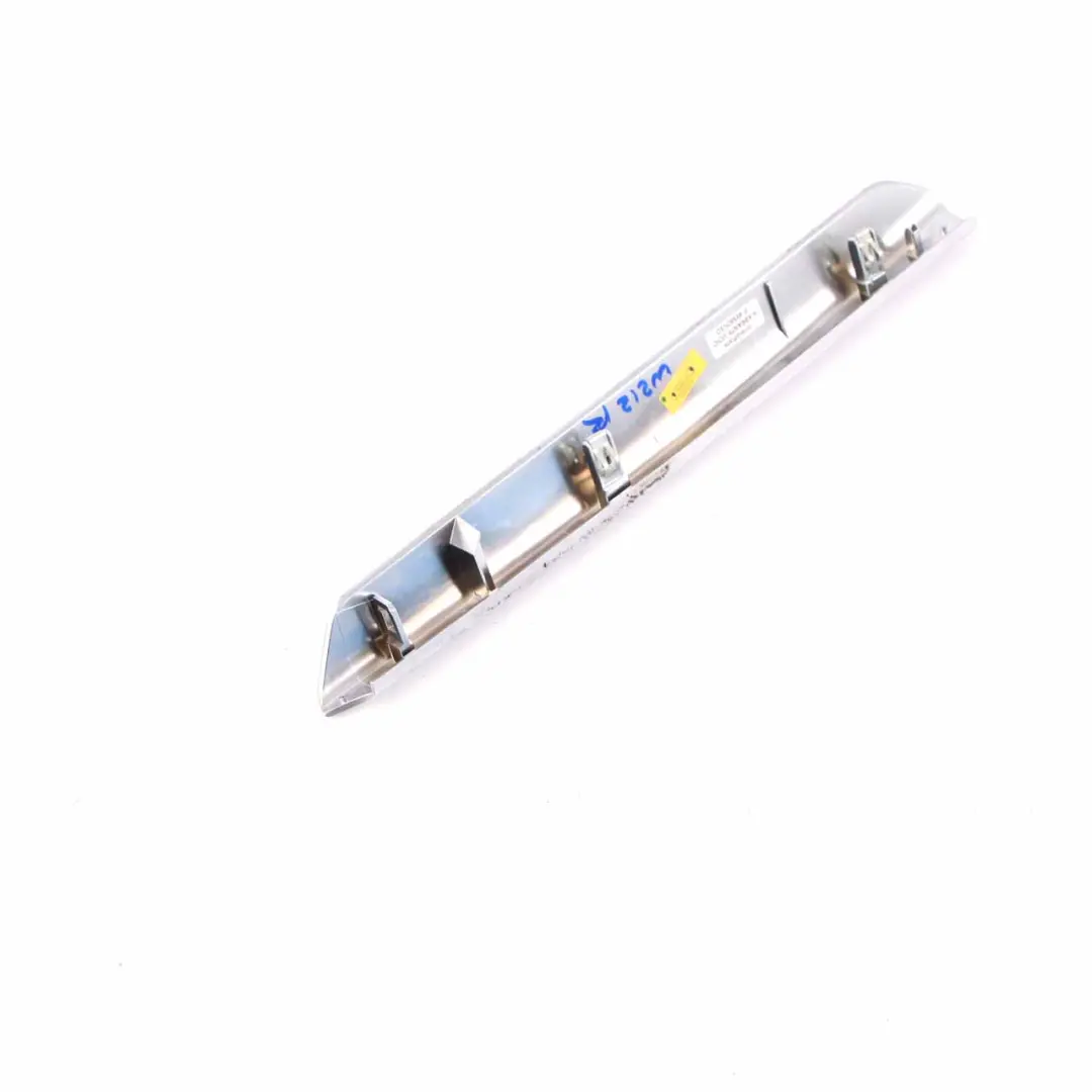 Mercedes W212 Console Centrale Bande de Protection Droite Chromée - SKU A2126908082 - Numéro de pièce A2126908082