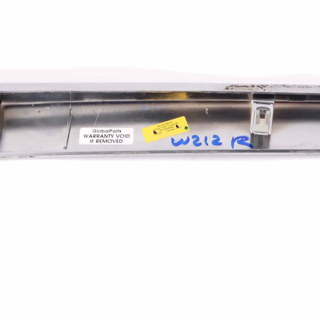 Mercedes W212 Console Centrale Trim Right Cover Strip Chrome - SKU A2126908082 - Numero di parte A2126908082