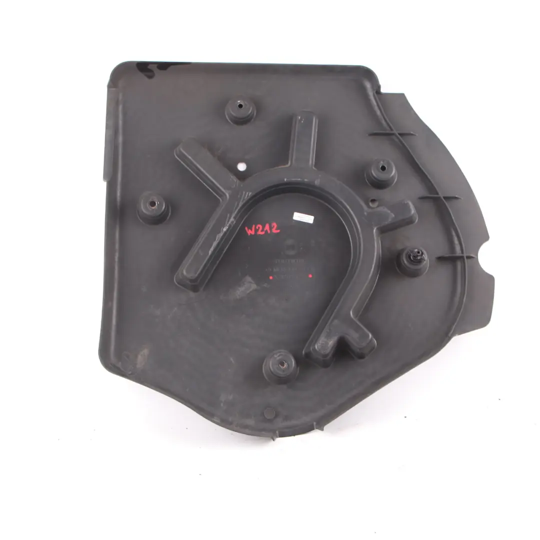 Osłona Podwozia Koła Zapasowego do Mercedes Vito W639 o numerze A2126930217 Mercedes Vito W639 Osłona Podwozia Koła Zapasowego - SKU A2126930217 - Numer Części A2126930217