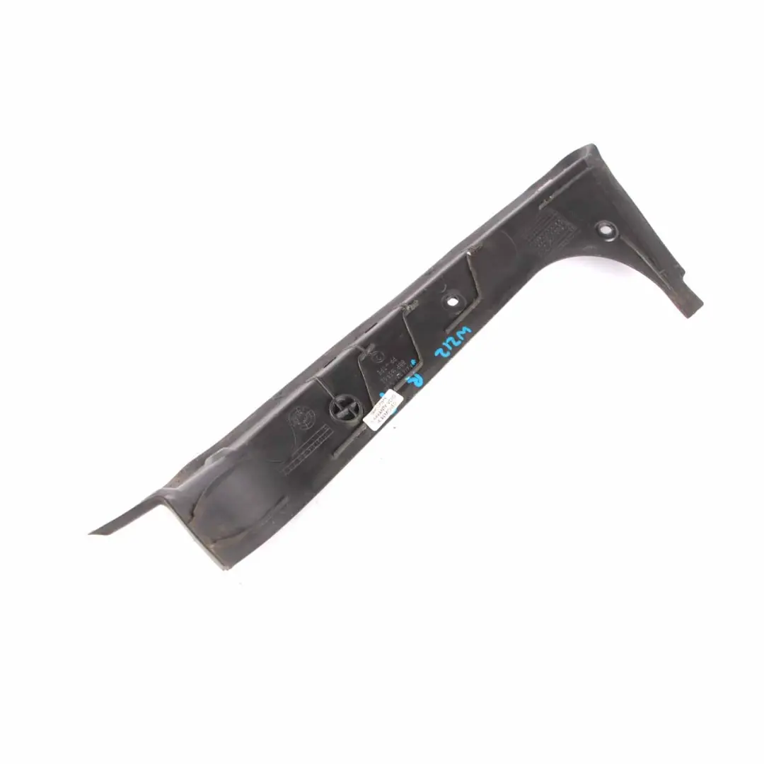 Rivestimento bagagliaio Mercedes W212 Pannello Copertura Posteriore Destro Nero per con numero di parte A2126931033 Rivestimento bagagliaio Mercedes W212 Pannello Copertura Posteriore Destro Nero - SKU A2126931033 - Numero di parte A2126931033