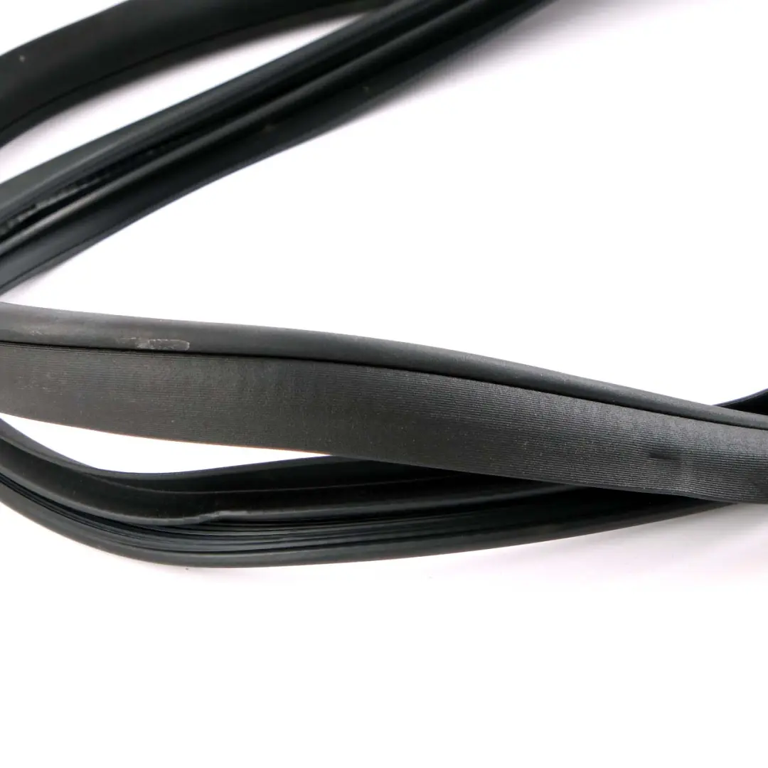  Guarnizione Porta Mercedes W212 Anteriore Sinistra Destra Gomma - SKU A2126970051 - Numero di parte A2126970051