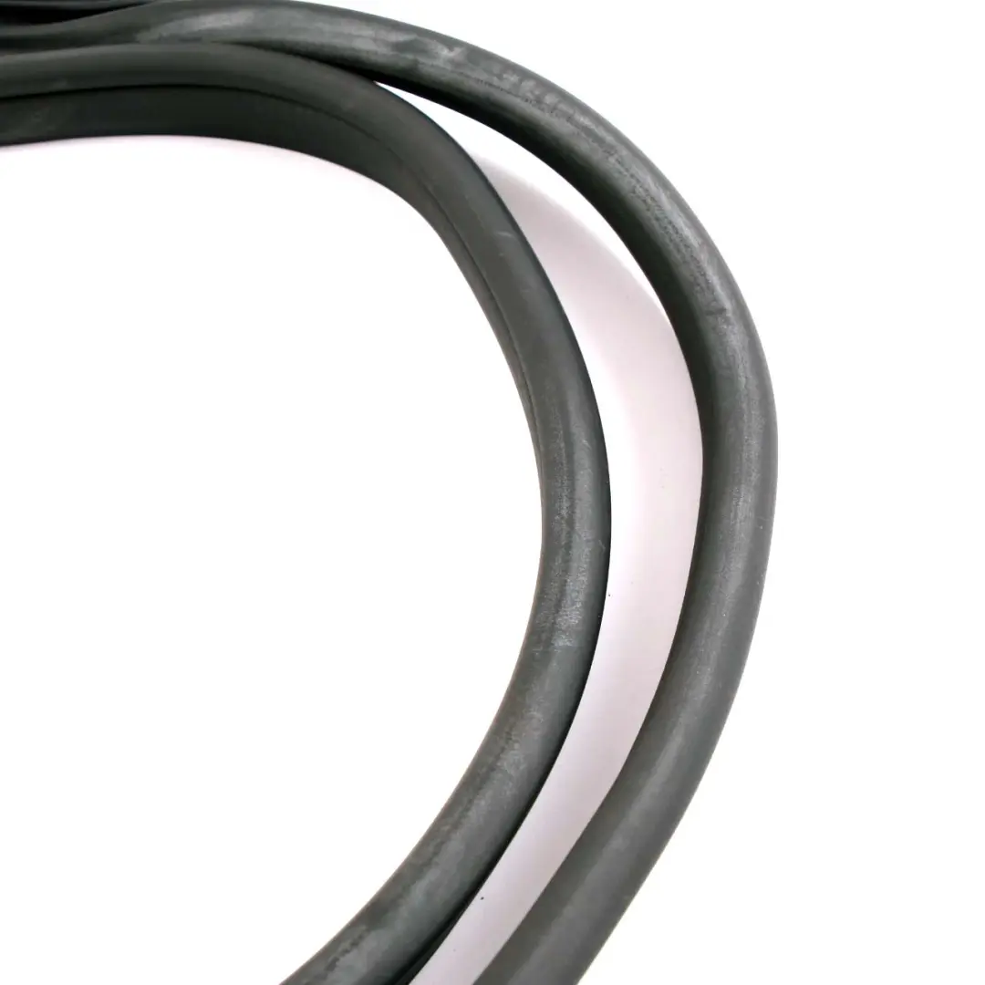 Sello Puerta Mercedes W212 Trasera Izquierda Derecha Protector para con número de pieza A2126970151 Sello Puerta Mercedes W212 Trasera Izquierda Derecha Protector - SKU A2126970151 - Número de pieza A2126970151