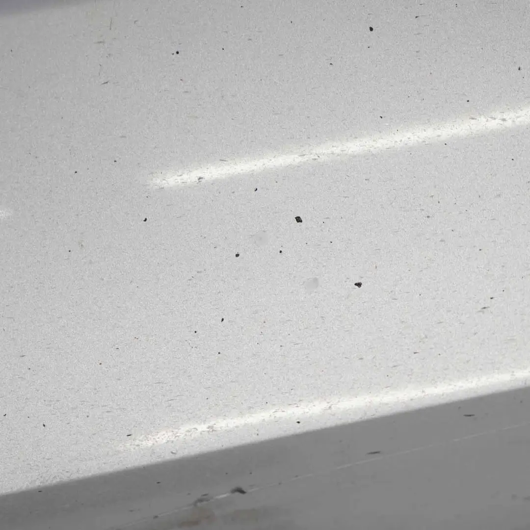 Faldon Lateral Cubre Umbral Puerta Izquierdo Iridium Silver - 775 para Mercedes W212 con número de pieza A2126980154 Mercedes W212 Faldon Lateral Cubre Umbral Puerta Izquierdo Iridium Silver - 775 - SKU A2126980154-IRS1 - Número de pieza A2126980154