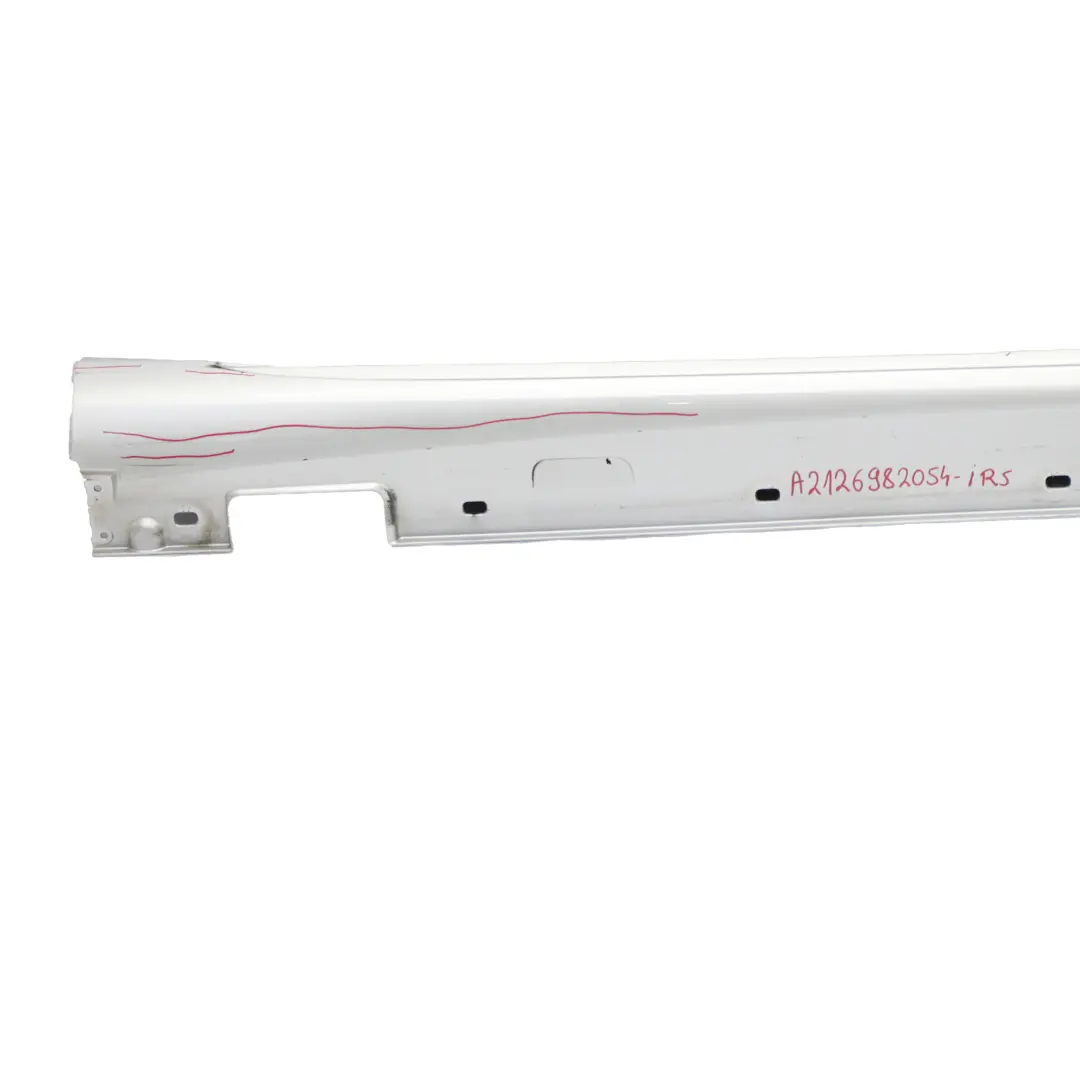Mercedes W212 Faldon Lateral Cubre Umbral AMG Derecho Iridium Silver - 775 - SKU A2126982054-IRS - Número de pieza A2126982054