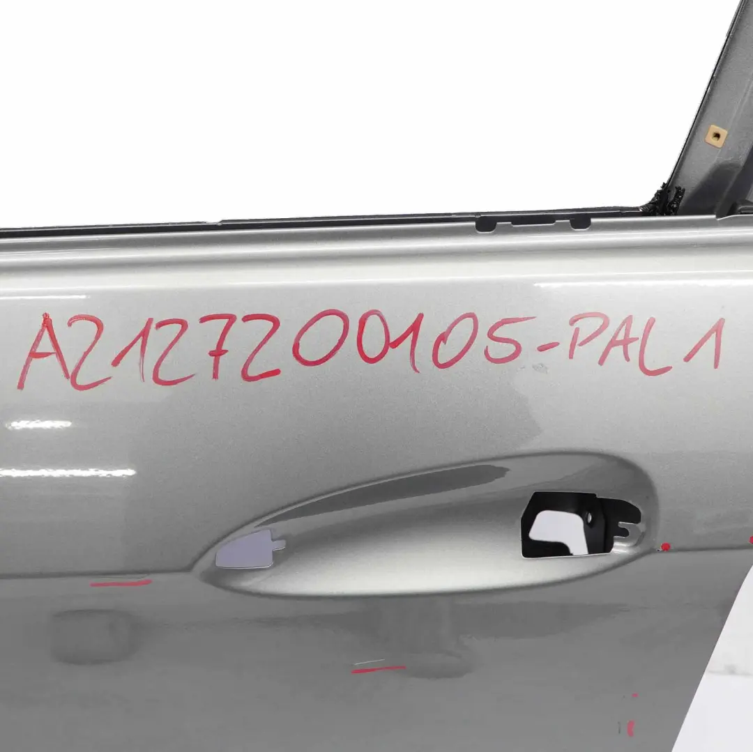 Porta Anteriore Sinistra Pannello Copertura Palladium Silver 792 per Mercedes W212 con numero di parte A2127200105 Mercedes W212 Porta Anteriore Sinistra Pannello Copertura Palladium Silver 792 - SKU A2127200105-PAL1 - Numero di parte A2127200105