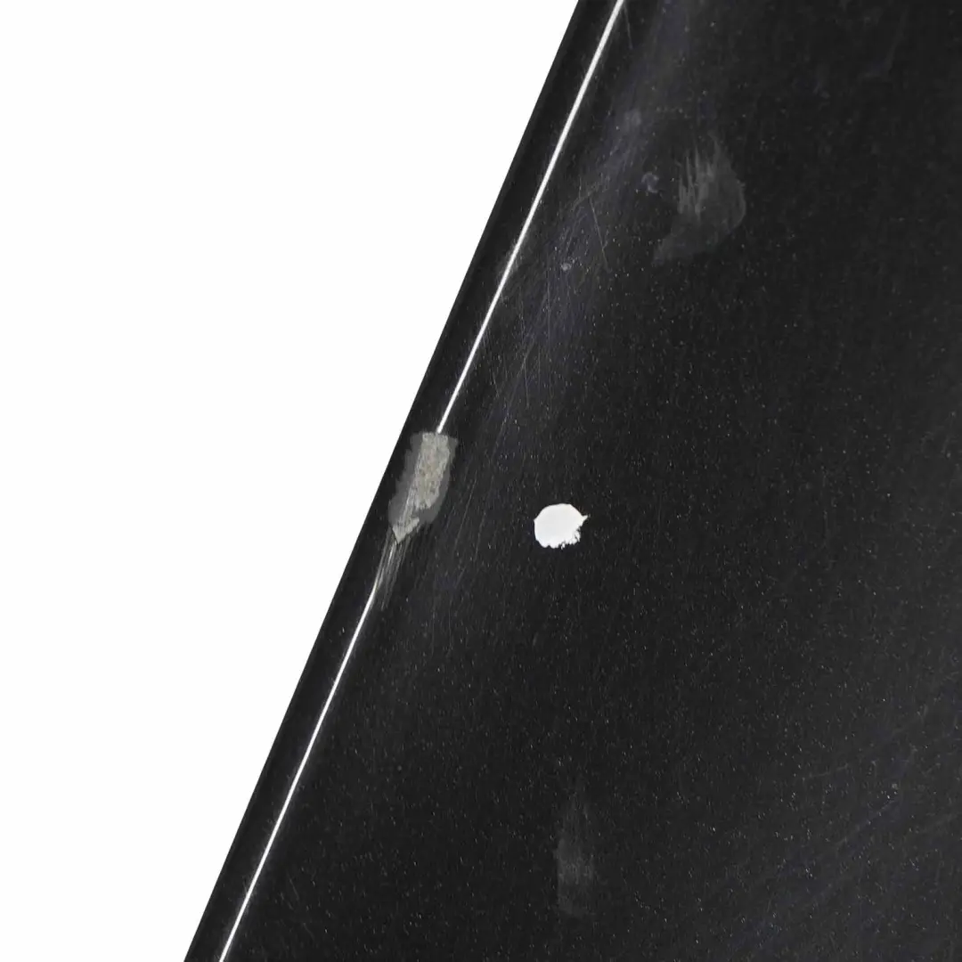 Puerta Delantera Derecha Tapa Panel Obsidian Black - 197 para Mercedes W212 con número de pieza A2127200205 Mercedes W212 Puerta Delantera Derecha Tapa Panel Obsidian Black - 197 - SKU A2127200205-OB1 - Número de pieza A2127200205