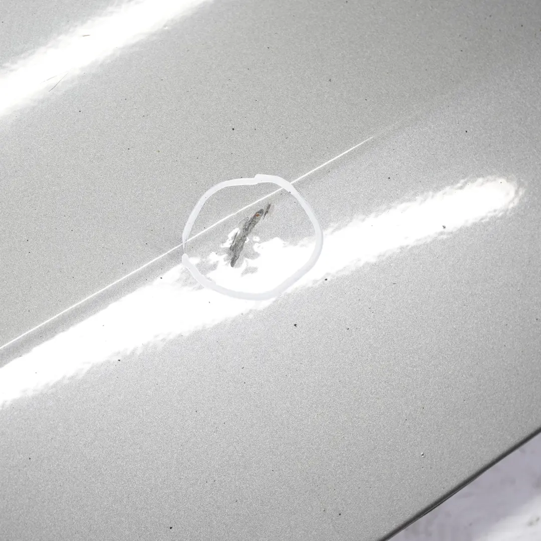 Puerta Delantera Derecha Tapa Panel Palladium Silver - 792 para Mercedes W212 con número de pieza A2127200205 Mercedes W212 Puerta Delantera Derecha Tapa Panel Palladium Silver - 792 - SKU A2127200205-PAL1 - Número de pieza A2127200205