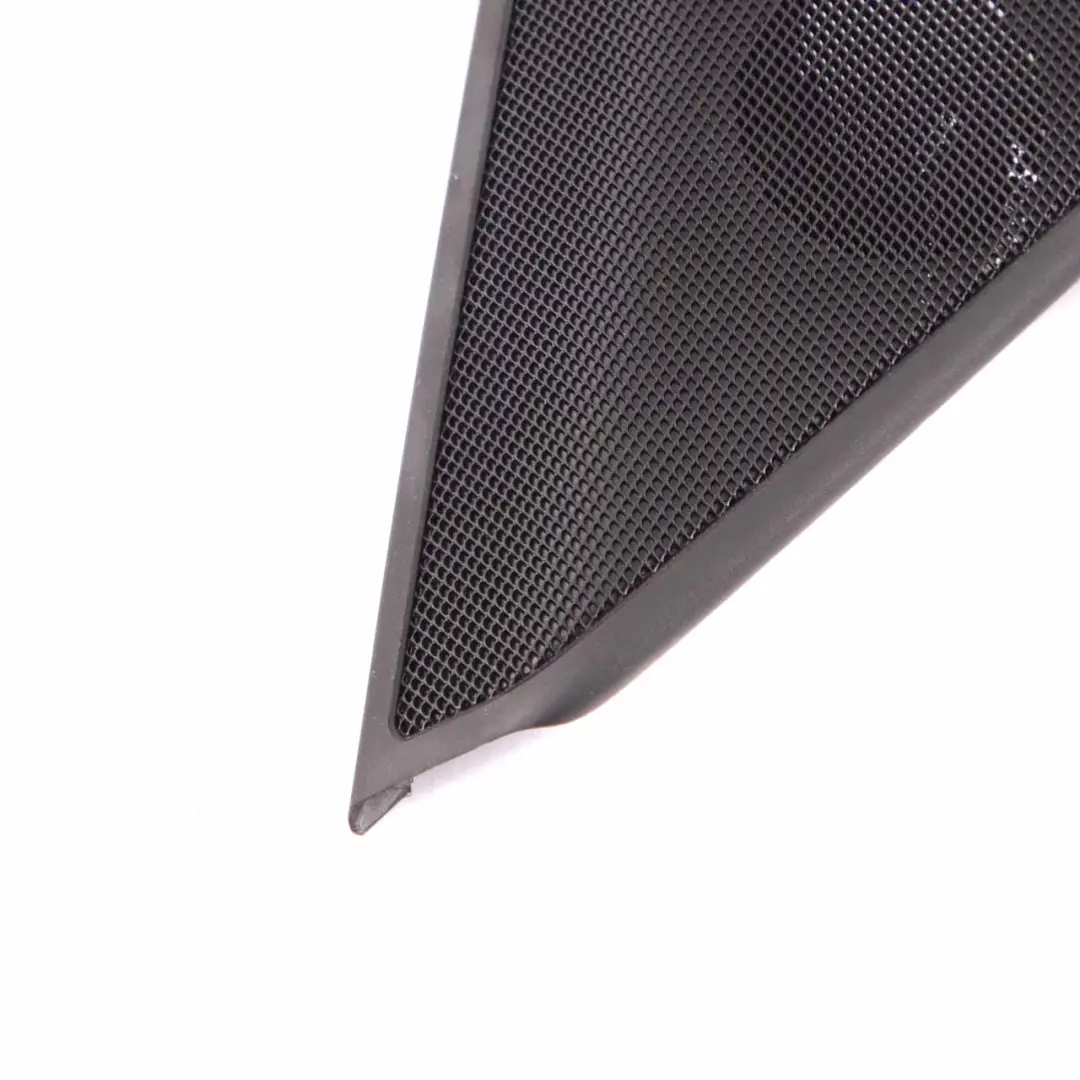 Tapa Espejo Triángulo Sellado Interior Delantero Derecho para Mercedes W212 con número de pieza A2127200248 Mercedes W212 Tapa Espejo Triángulo Sellado Interior Delantero Derecho - SKU A2127200248 - Número de pieza A2127200248