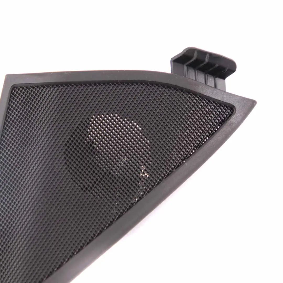 Copertura Specchio Triangolo Interno Sigillatura Anteriore Destra per Mercedes W212 con numero di parte A2127200248 Mercedes W212 Copertura Specchio Triangolo Interno Sigillatura Anteriore Destra - SKU A2127200248 - Numero di parte A2127200248