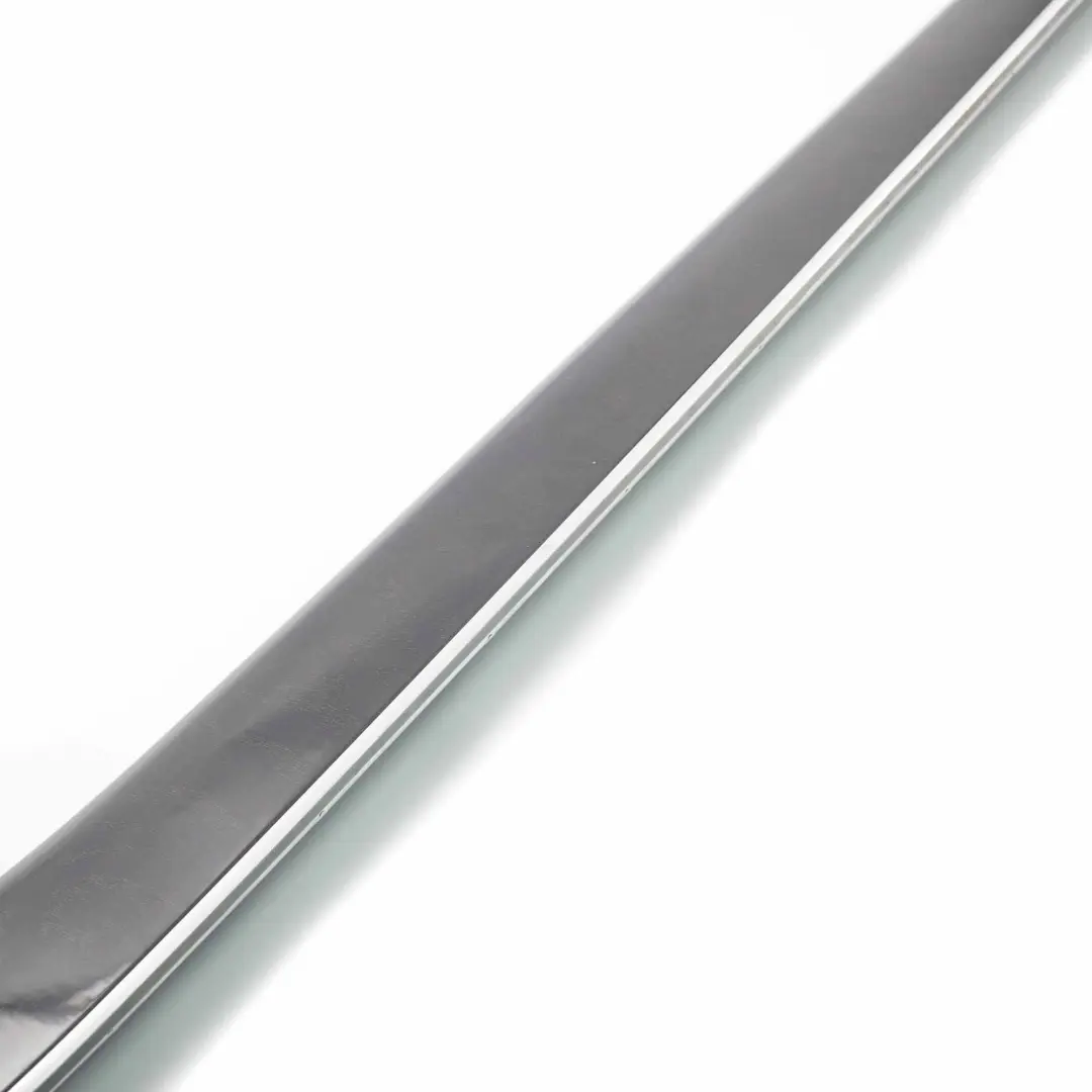 Mercedes W212 Bande de Carte de Porte Avant Gauche Panneau Garniture - SKU A2127200522 - Numéro de pièce A2127200522