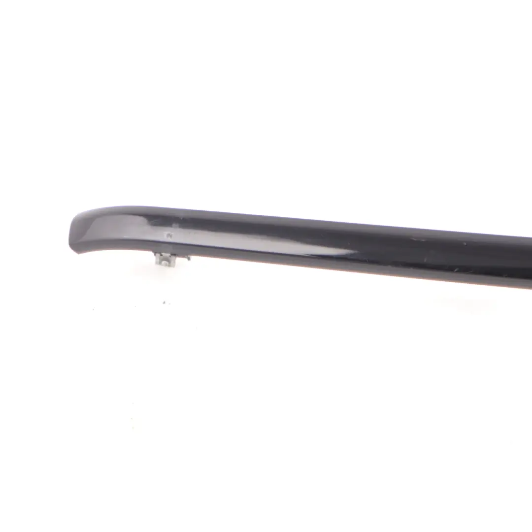 Mercedes W212 Baguette Moulure Garniture Porte Avant Droite - SKU A2127201222 - Numéro de pièce A2127201222