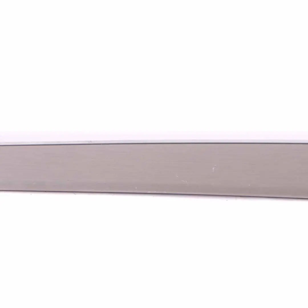 Garniture De Porte Intérieure Avant Gauche Aluminium pour Mercedes W212 à propos du numéro de pièce A2127201722 Mercedes W212 Garniture De Porte Intérieure Avant Gauche Aluminium - SKU A2127201722 - Numéro de pièce A2127201722