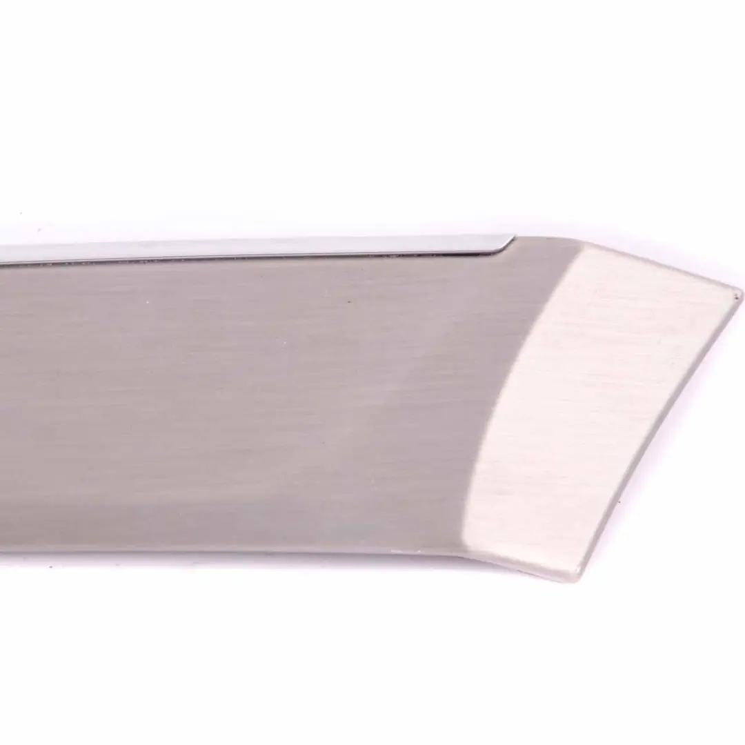 Embellecedor Interior Puerta Mercedes W212 Delantero Aluminio para con número de pieza A2127201722 Embellecedor Interior Puerta Mercedes W212 Delantero Aluminio - SKU A2127201722 - Número de pieza A2127201722