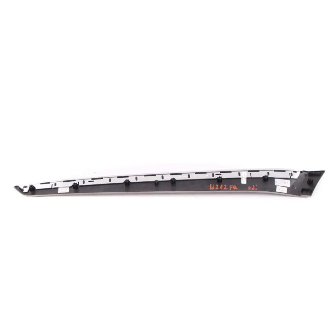 Mercedes W212 Garniture Porte Intérieure Avant Droite Aluminium - SKU A2127201822 - Numéro de pièce A2127201822