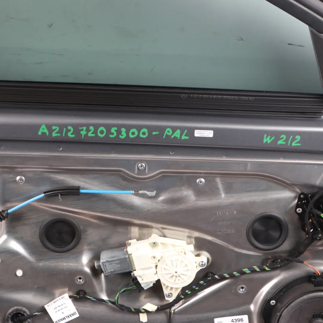 Mercedes W212 Drzwi Lewe Przednie Palladium Silver - SKU A2127205300-PAL - Numer Części A2127205300