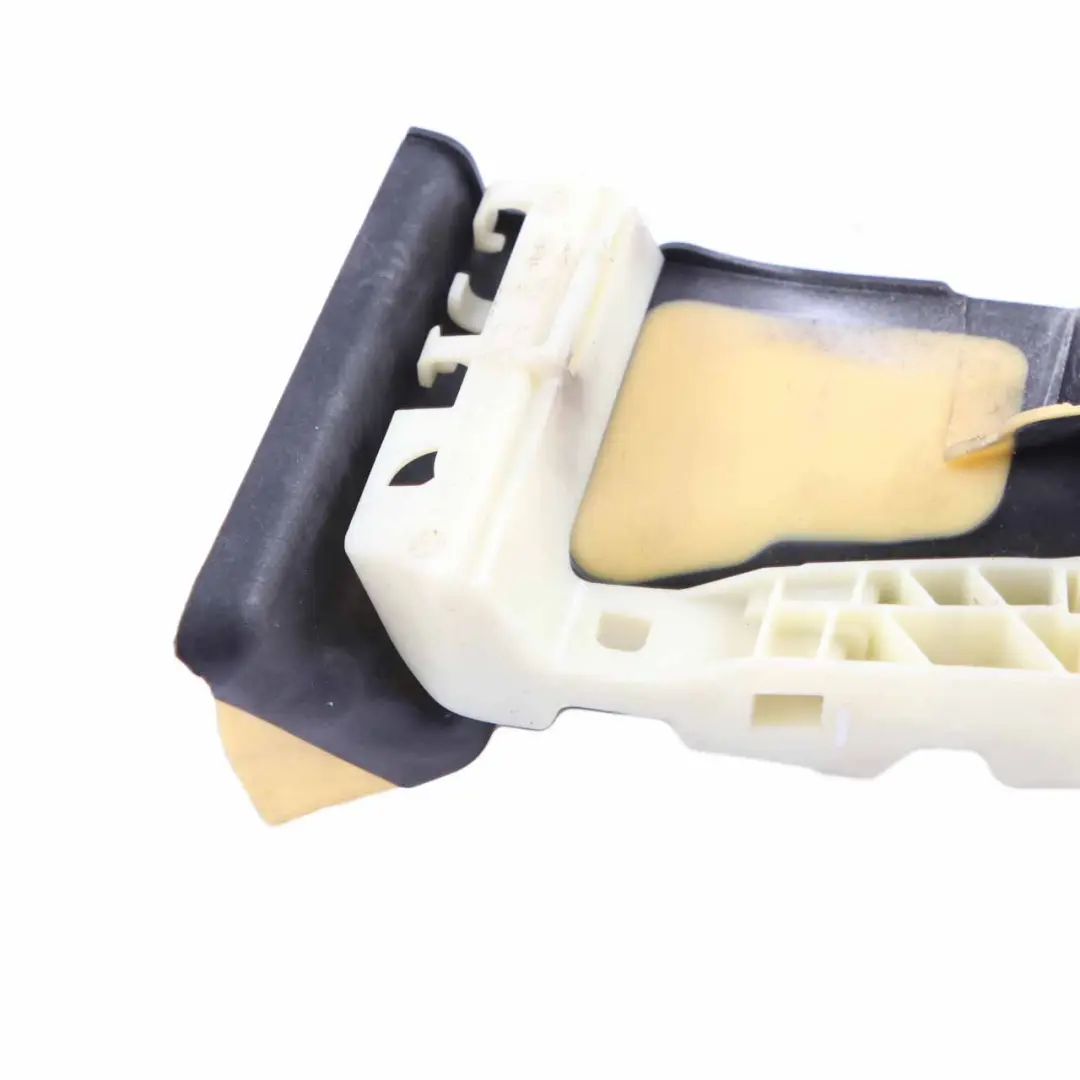 Support De Poignée De Porte Avant Droite O/S pour Mercedes W212 à propos du numéro de pièce A2127230608 Mercedes W212 Support De Poignée De Porte Avant Droite O/S - SKU A2127230608 - Numéro de pièce A2127230608