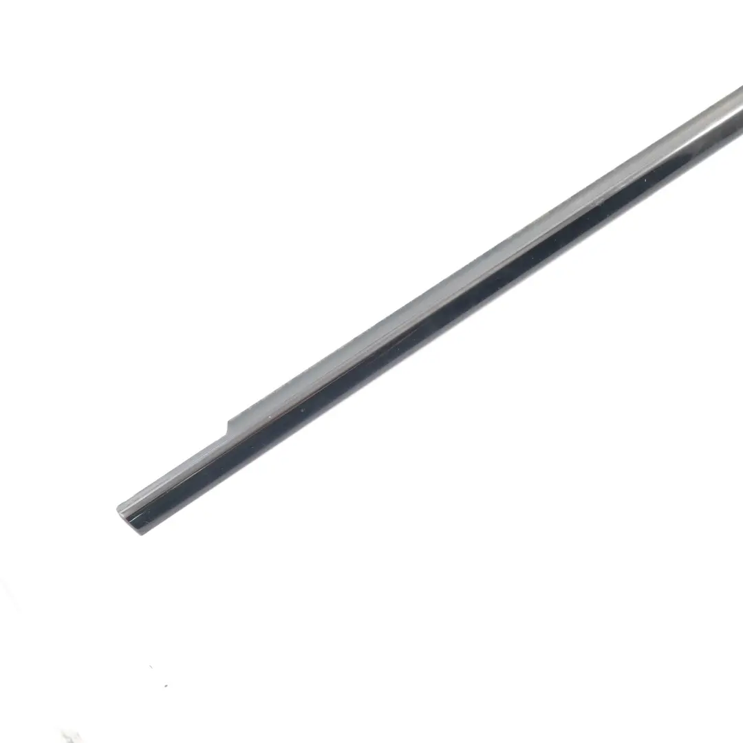 Striscia Finestra Mercedes W212 Modanatura Porta Anteriore Destra per con numero di parte A2127250665 Striscia Finestra Mercedes W212 Modanatura Porta Anteriore Destra - SKU A2127250665-1 - Numero di parte A2127250665