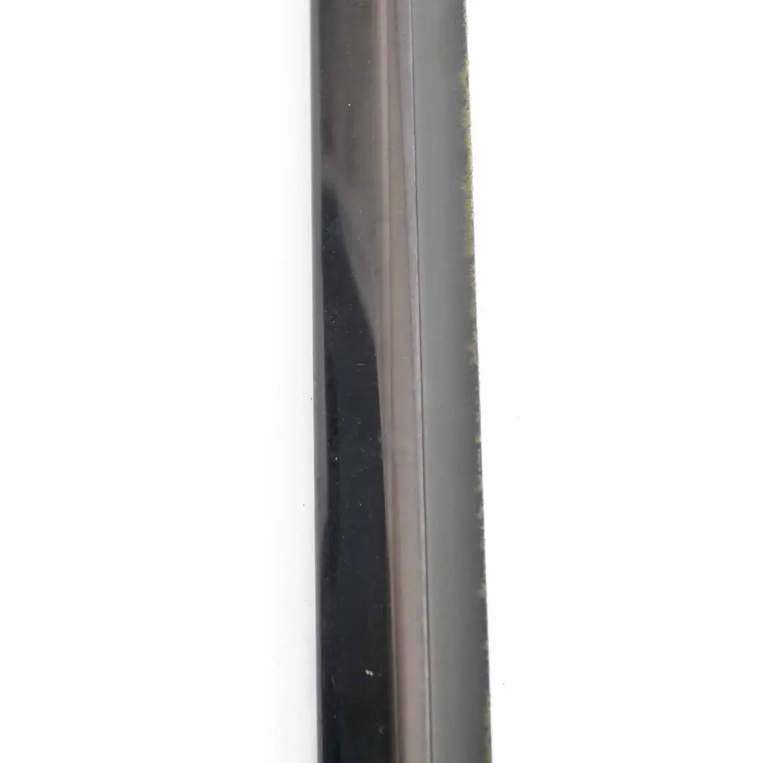  Tira Ventana Mercedes W212 Moldura Puerta Delantera Derecha Negro - SKU A2127250665-1 - Número de pieza A2127250665