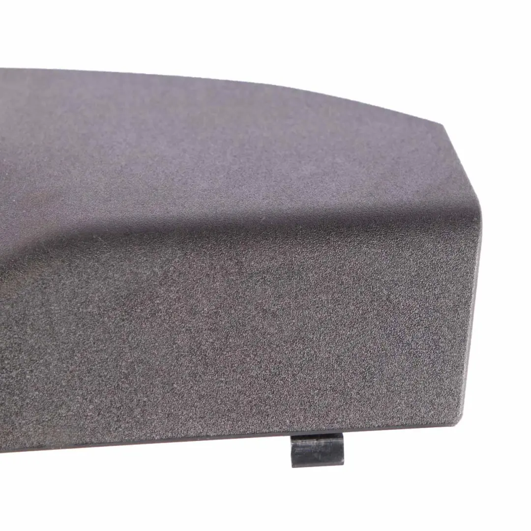 Osłona Plastik Drzwi Prawy Przód do Mercedes W212 o numerze A2127270248 Mercedes W212 Osłona Plastik Drzwi Prawy Przód - SKU A2127270248 - Numer Części A2127270248