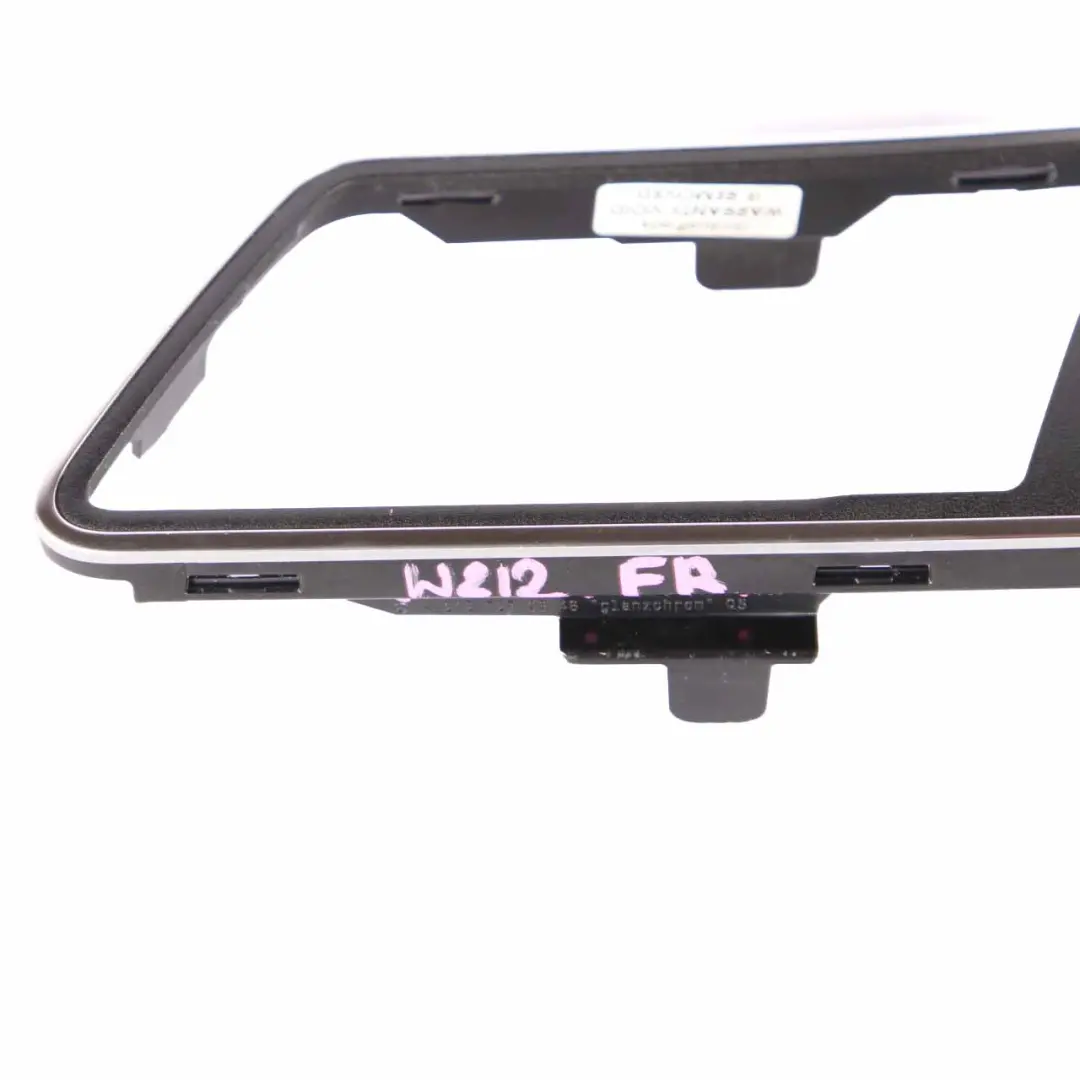 Tapa manija tarjeta de puerta Interior interior delantero derecho para Mercedes W212 con número de pieza A2127270848 Mercedes W212 Tapa manija tarjeta de puerta Interior interior delantero derecho - SKU A2127270848 - Número de pieza A2127270848