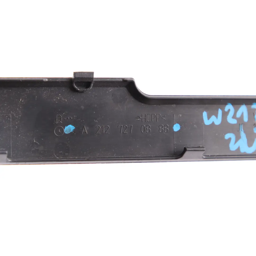  Garniture de porte Mercedes W212 panneau de couverture poignée avant droite noir - SKU A2127270888 - Numéro de pièce A2127270888