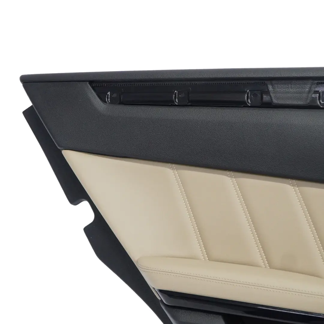 Scheda Porta Posteriore Sinistra Pannello Trim Nero Beige Pelle per Mercedes W212 con numero di parte A2127300170 Mercedes W212 Scheda Porta Posteriore Sinistra Pannello Trim Nero Beige Pelle - SKU A2127300170-3 - Numero di parte A2127300170