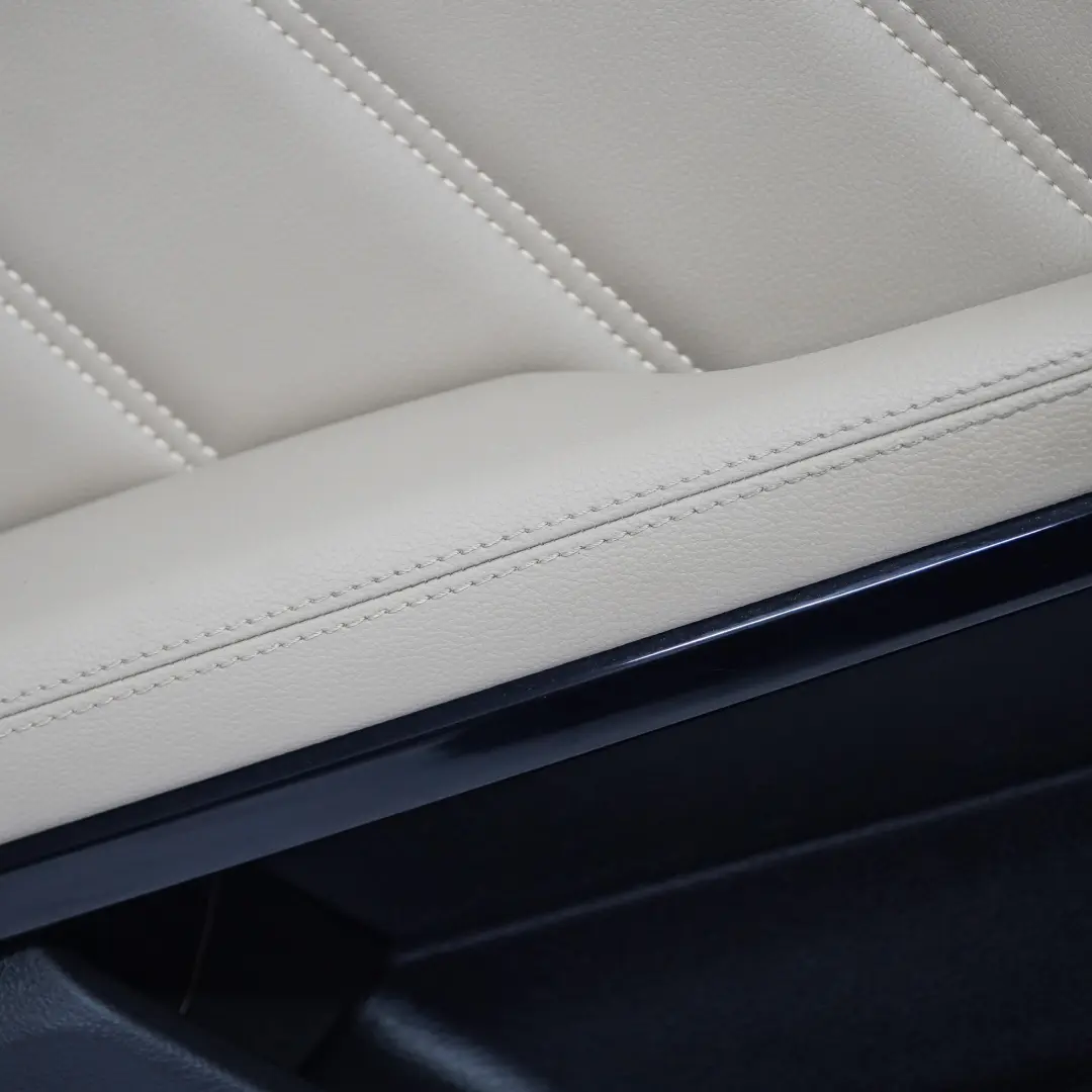 Mercedes W212 Scheda Porta Posteriore Sinistra Pannello Trim Nero Beige Pelle - SKU A2127300170-3 - Numero di parte A2127300170