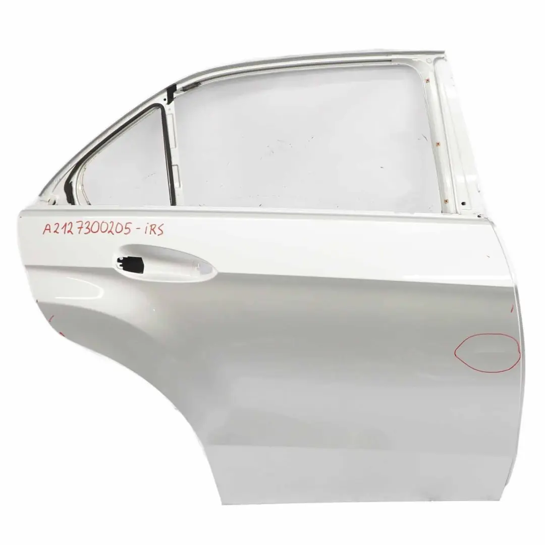 Pannello copertura posteriore destro Iridium Silver Metallic - 775 per Mercedes W212 con numero di parte A2127300205 Mercedes W212 Pannello copertura posteriore destro Iridium Silver Metallic - 775 - SKU A2127300205-IRS - Numero di parte A2127300205