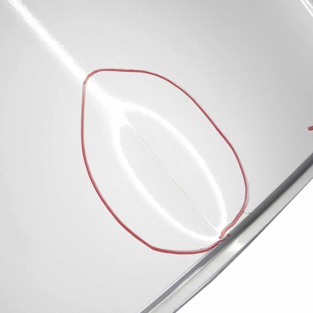 Puerta Trasera Derecha Tapa Panel Iridium Silver Metallic - 775 para Mercedes W212 con número de pieza A2127300205 Mercedes W212 Puerta Trasera Derecha Tapa Panel Iridium Silver Metallic - 775 - SKU A2127300205-IRS - Número de pieza A2127300205