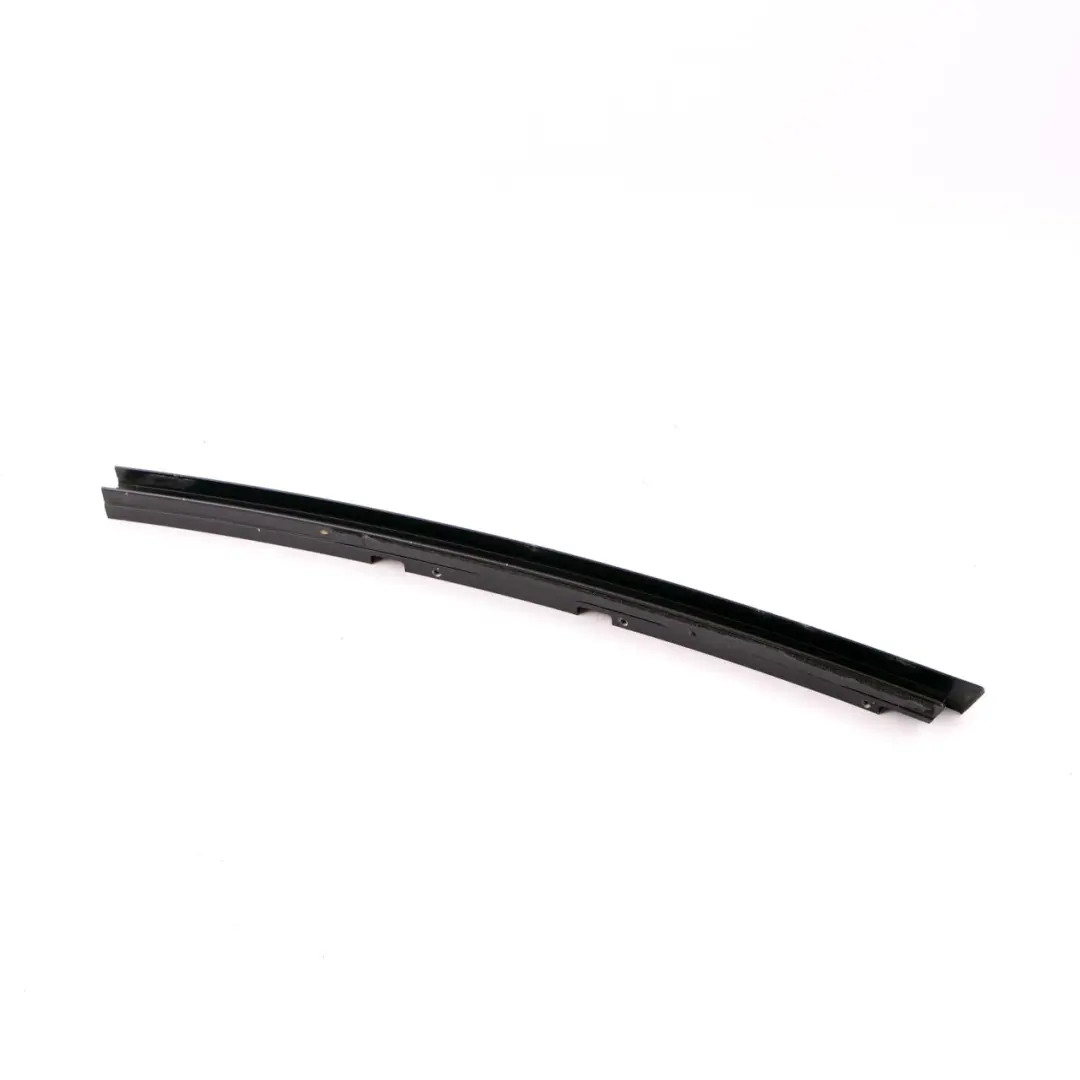 Mercedes W212 Finestrino Trim Posteriore Destro Striscia Guida Nero - SKU A2127300219 - Numero di parte A2127300219