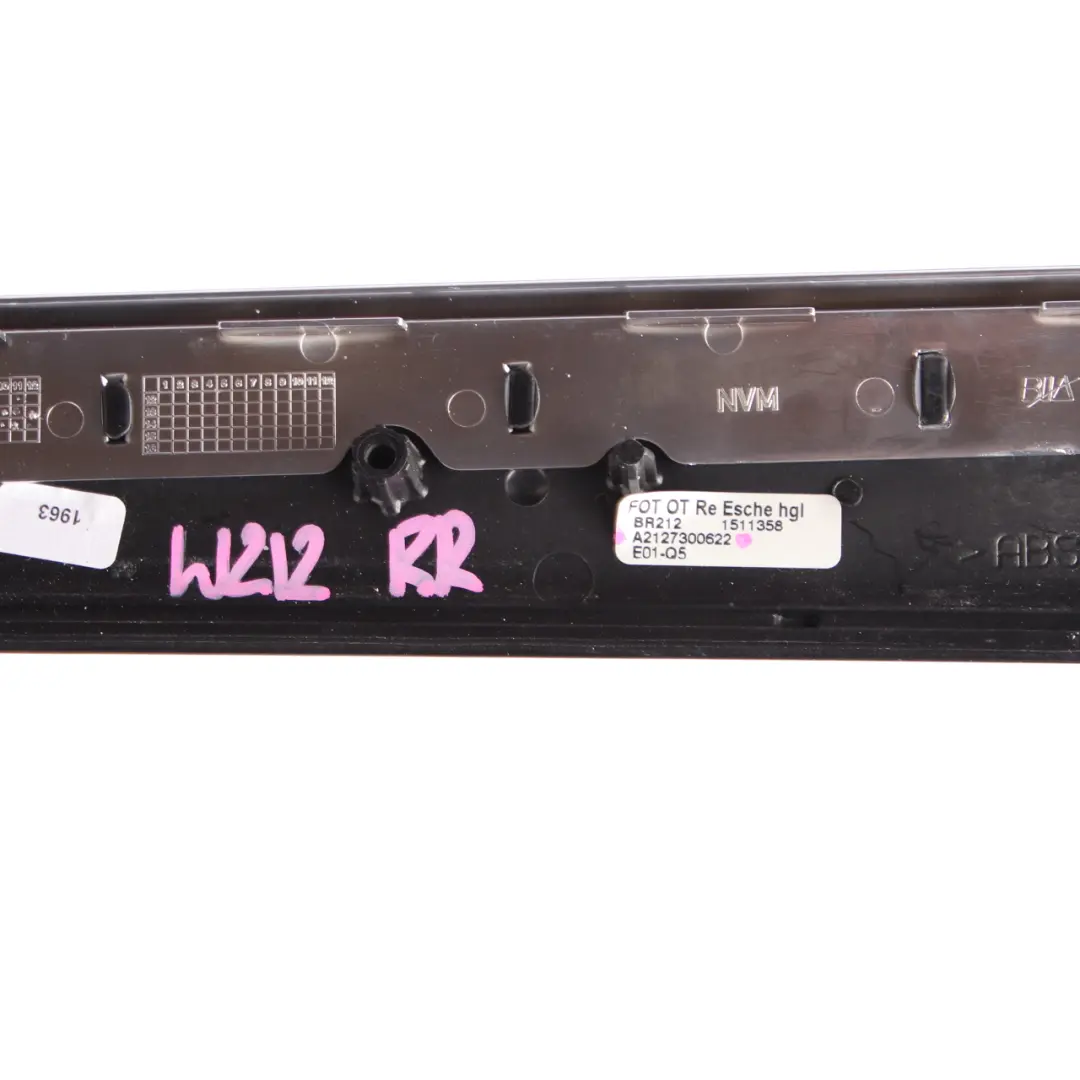 Mercedes W212 Garniture Intérieure De Porte Arrière Droite Brillant - SKU A2127300622 - Numéro de pièce A2127300622