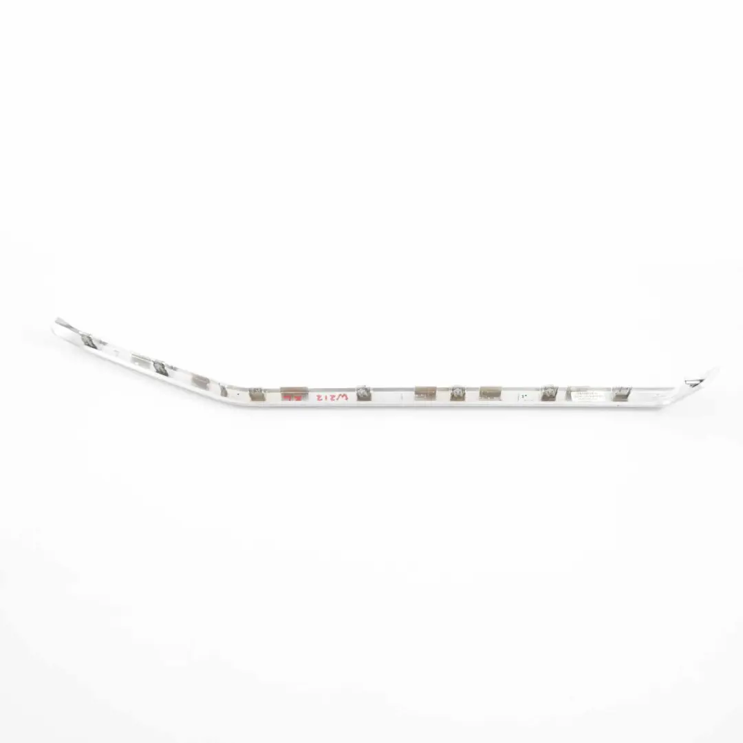 Mercedes W212 Bande de Porte Arrière Gauche Garniture Aluminium Intérieur - SKU A2127300722 - Numéro de pièce A2127300722