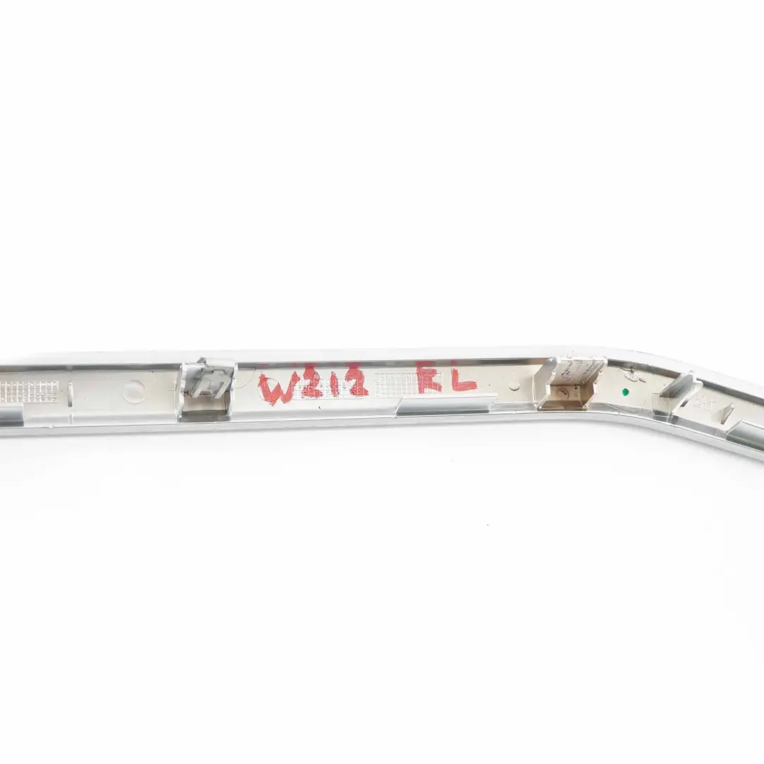 Mercedes W212 Striscia porta posteriore sinistra Cover Trim Alluminio Interno - SKU A2127300722 - Numero di parte A2127300722