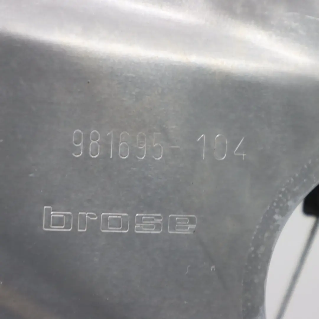 Mercedes W204 W212 Panel Podnośnik Szyby Prawy Tył - SKU A2127301879-3 - Numer Części A2127301879
