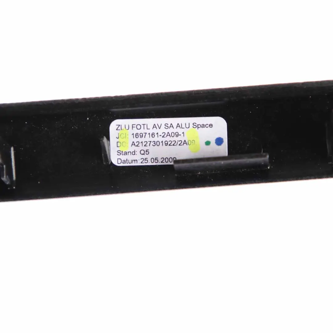 Rivestimento porta Mercedes W212 Posteriore Sinistro Scheda Striscia per con numero di parte A2127301922 Rivestimento porta Mercedes W212 Posteriore Sinistro Scheda Striscia - SKU A2127301922 - Numero di parte A2127301922