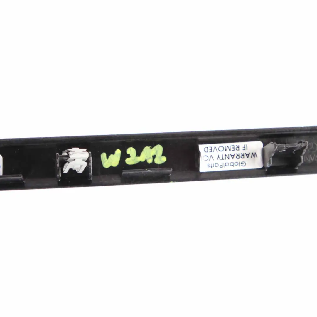  Garniture porte Mercedes W212 Intérieur Arrière gauche Bande carte - SKU A2127301922 - Numéro de pièce A2127301922
