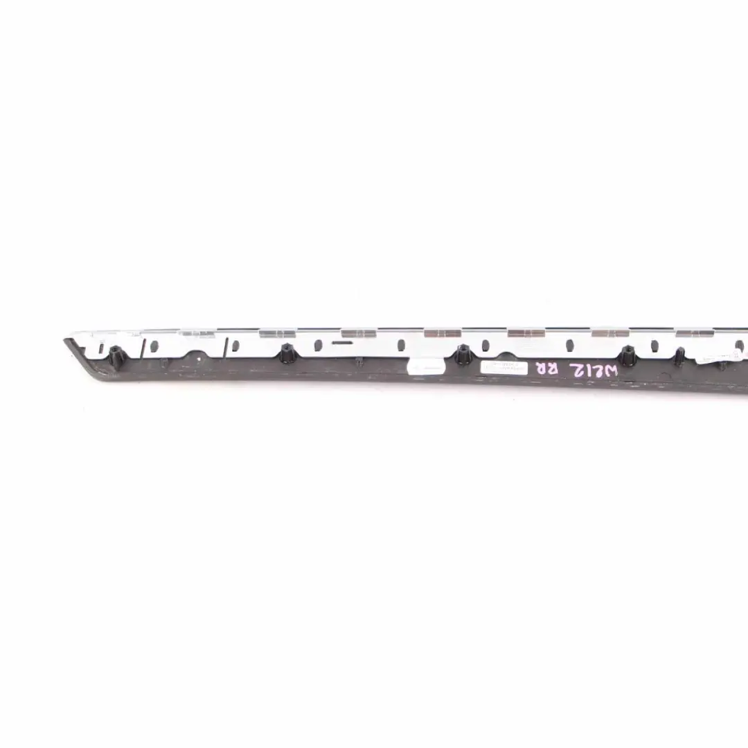  Striscia porta Mercedes W212 S212 Trim Pannello posteriore destro - SKU A2127306622 - Numero di parte A2127306622