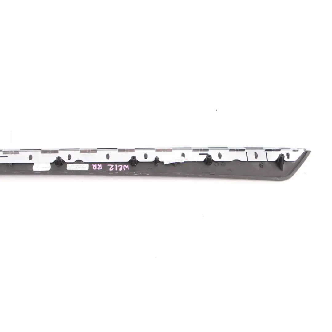  Striscia porta Mercedes W212 S212 Trim Pannello posteriore destro - SKU A2127306622 - Numero di parte A2127306622