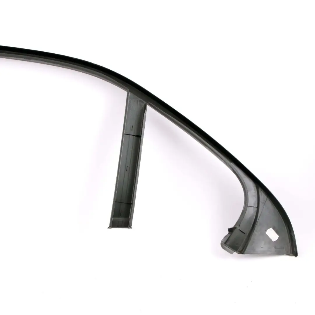 Telaio finestrino porta posteriore sinistra Trim Cover per Mercedes W212 con numero di parte A2127350171 Mercedes W212 Telaio finestrino porta posteriore sinistra Trim Cover - SKU A2127350171 - Numero di parte A2127350171