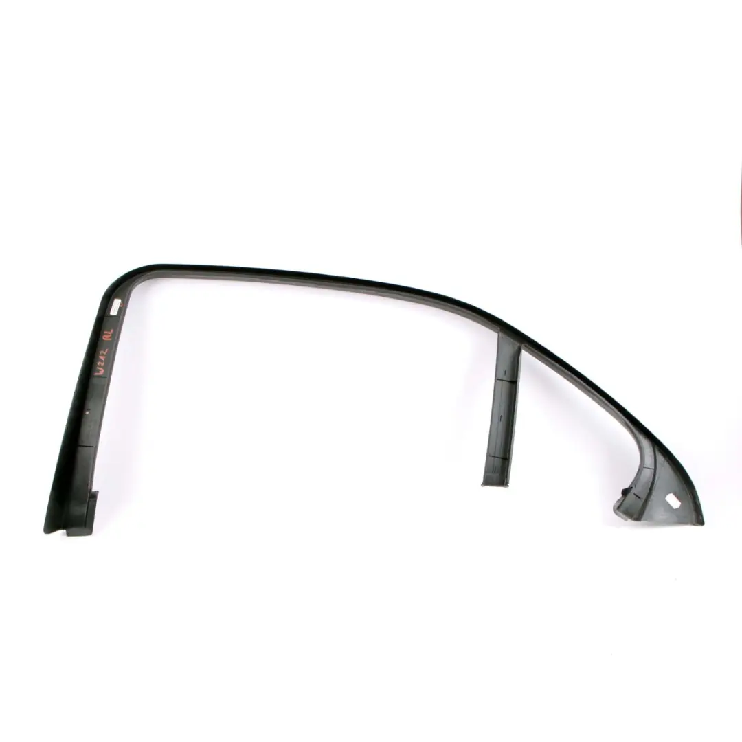 Telaio finestrino porta posteriore sinistra Trim Cover per Mercedes W212 con numero di parte A2127350171 Mercedes W212 Telaio finestrino porta posteriore sinistra Trim Cover - SKU A2127350171 - Numero di parte A2127350171