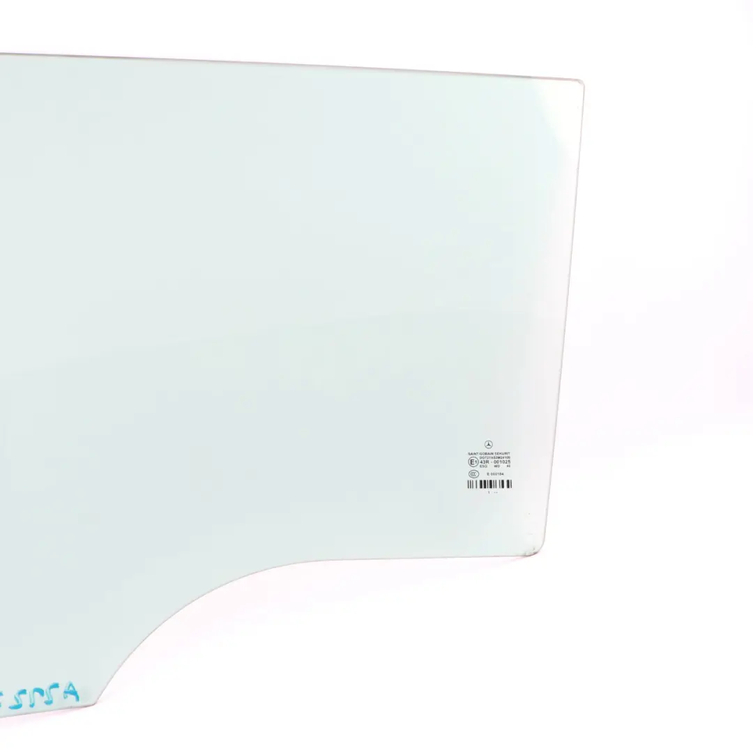Fenster Glas Tür Hinten Links Grün AS2 für Mercedes W212 Kombi mit Teilenummer A2127350310 Mercedes W212 Kombi Fenster Glas Tür Hinten Links Grün AS2 - SKU A2127350310 - Teilenummer A2127350310
