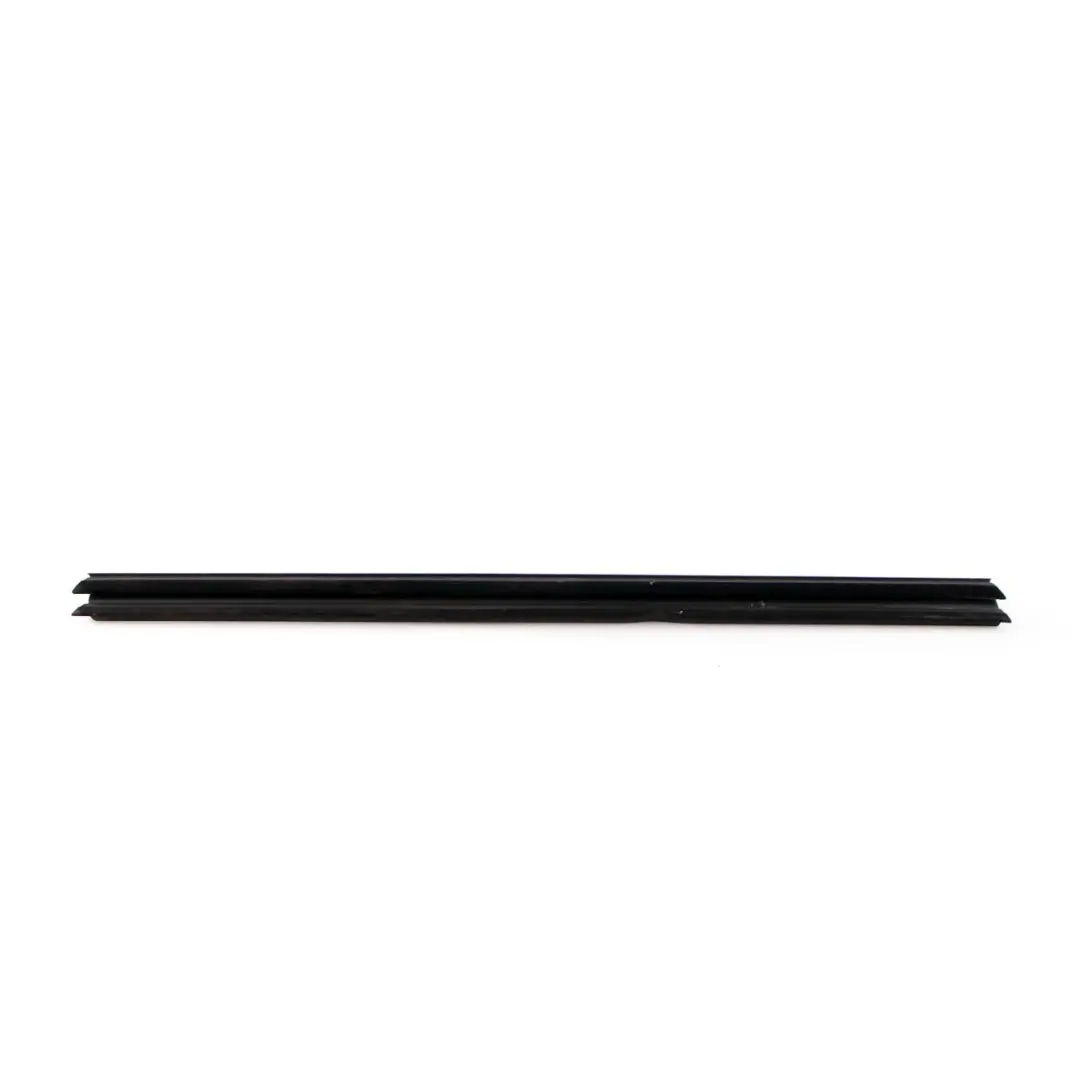  Bandeau Fenetre Mercedes W212 Joint Porte Interieur Arriere Droit - SKU A2127353465 - Numéro de pièce A2127353465