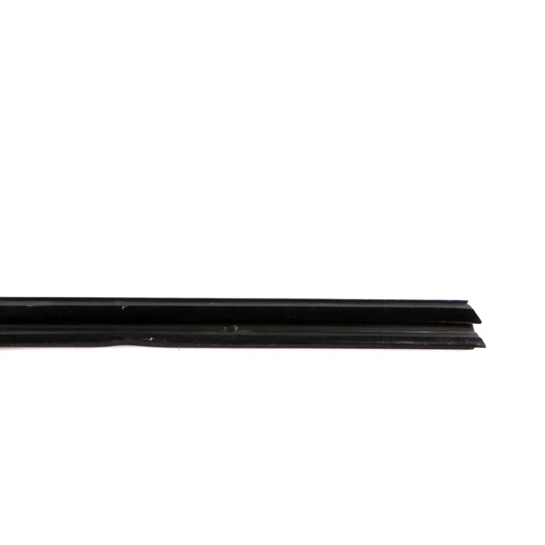  Bandeau Fenetre Mercedes W212 Joint Porte Interieur Arriere Droit - SKU A2127353465 - Numéro de pièce A2127353465