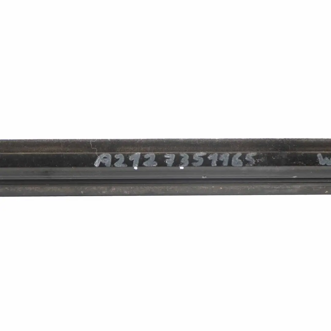  Striscia Finestrino Mercedes S212 Modanatura Porta Posteriore Sinistra Nero - SKU A2127351165-1 - Numero di parte A2127351165