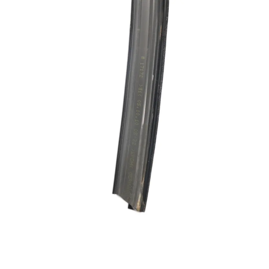  Junta De Puerta Mercedes W212 Guía Ventana Trasera Izquierda Sellado - SKU A2127351725 - Número de pieza A2127351725