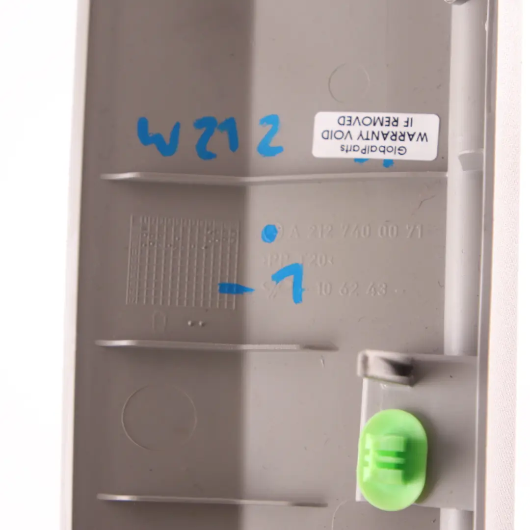 Baule Pannello copertura del portellone posteriore 1 per Mercedes W212 con numero di parte A2127400071 Mercedes W212 Baule Pannello copertura del portellone posteriore 1 - SKU A2127400071-1 - Numero di parte A2127400071