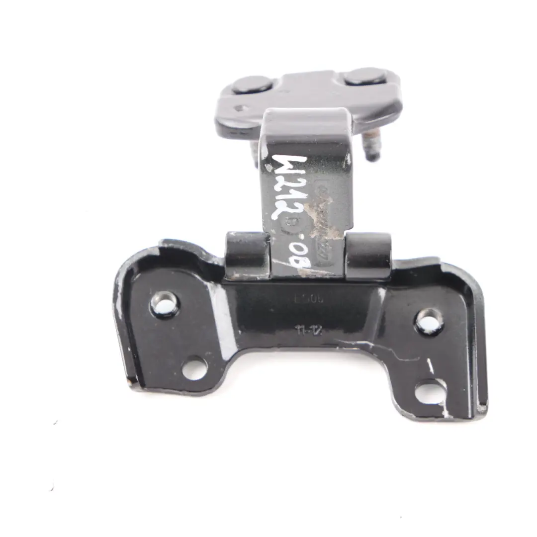 Trunk Hinge Boot Lid Right O/S Obsidian Black 197 to Mercedes S212 with Part number A2127400237 Mercedes S212 Trunk Hinge Boot Lid Right O/S Obsidian Black 197 - SKU A2127400237-OB - Part number A2127400237