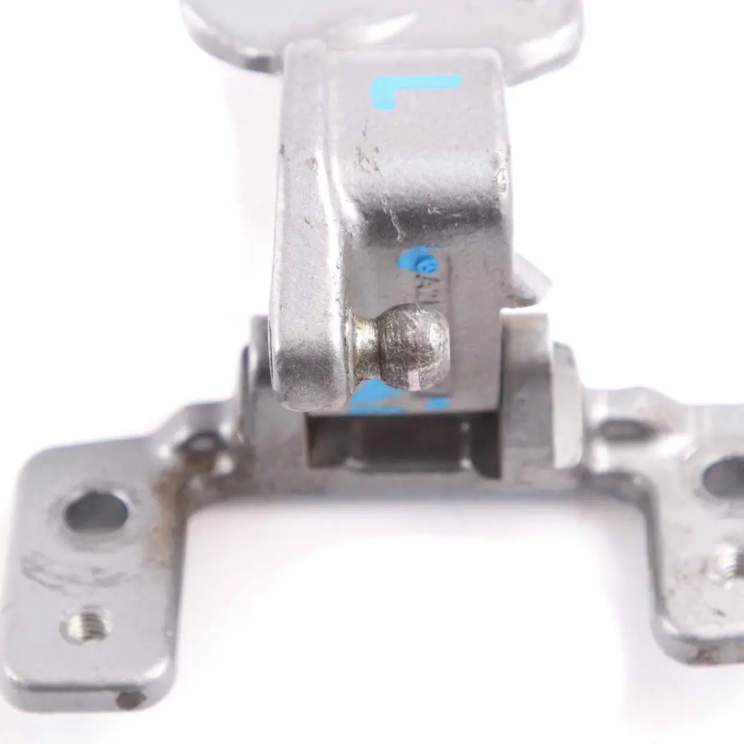 Boot Lid Hinge Tailgate Rear Left N/S Trunk Palladium Silver - 792 to Mercedes S212 with Part number A2127400337 Mercedes S212 Boot Lid Hinge Tailgate Rear Left N/S Trunk Palladium Silver - 792 - SKU A2127400337-PAL - Part number A2127400337