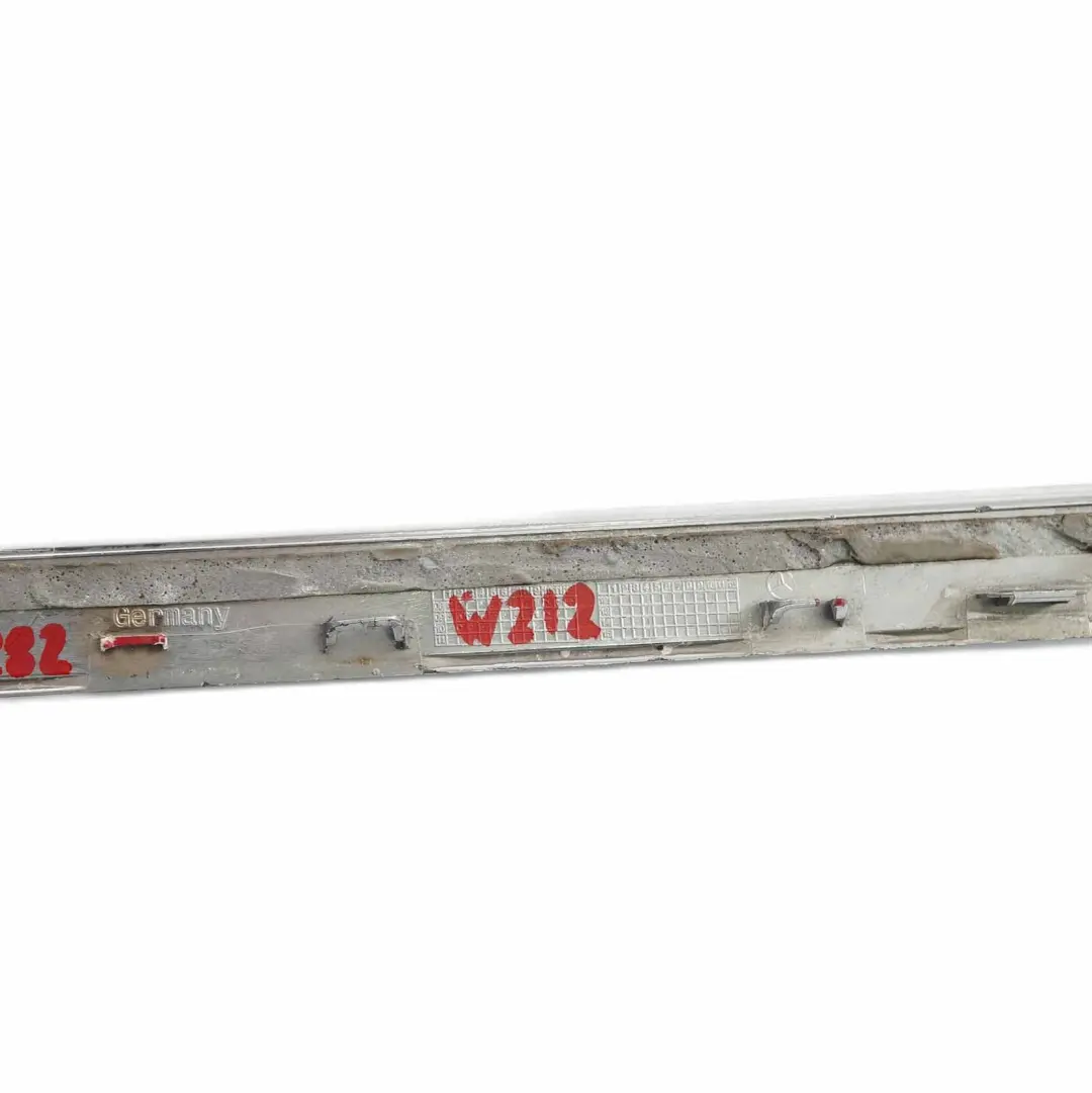  Striscia Bagagliaio Mercedes W212 Portellone Coperchio Protezione - SKU A2127430282 - Numero di parte A2127430282